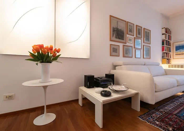 Riva Di Reno - Historical Center *