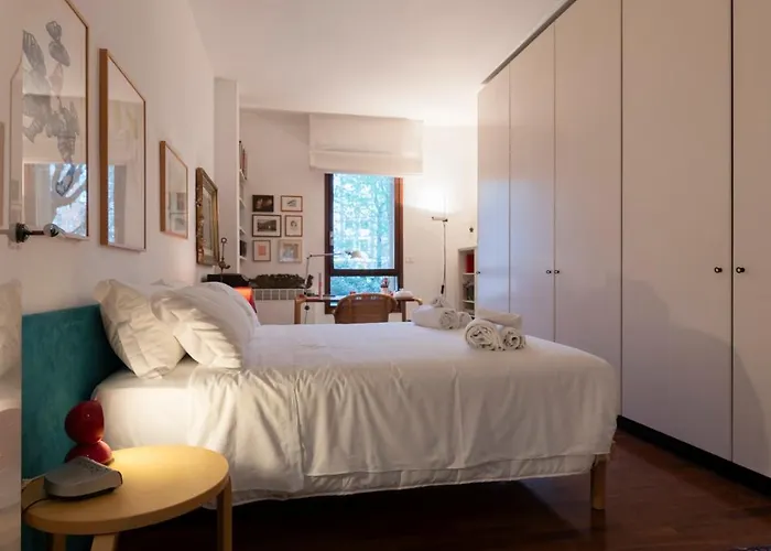 Riva Di Reno - Historical Center بولونيا