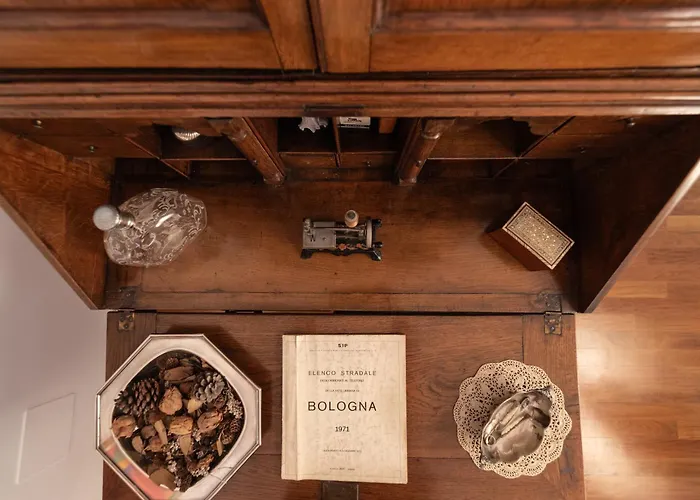 Riva Di Reno - Historical Center *